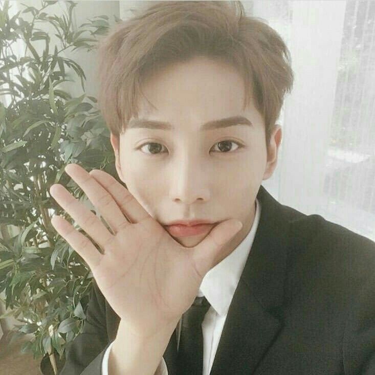 Popular profile image of Yun Shan (HOTSHOT) selected by votes