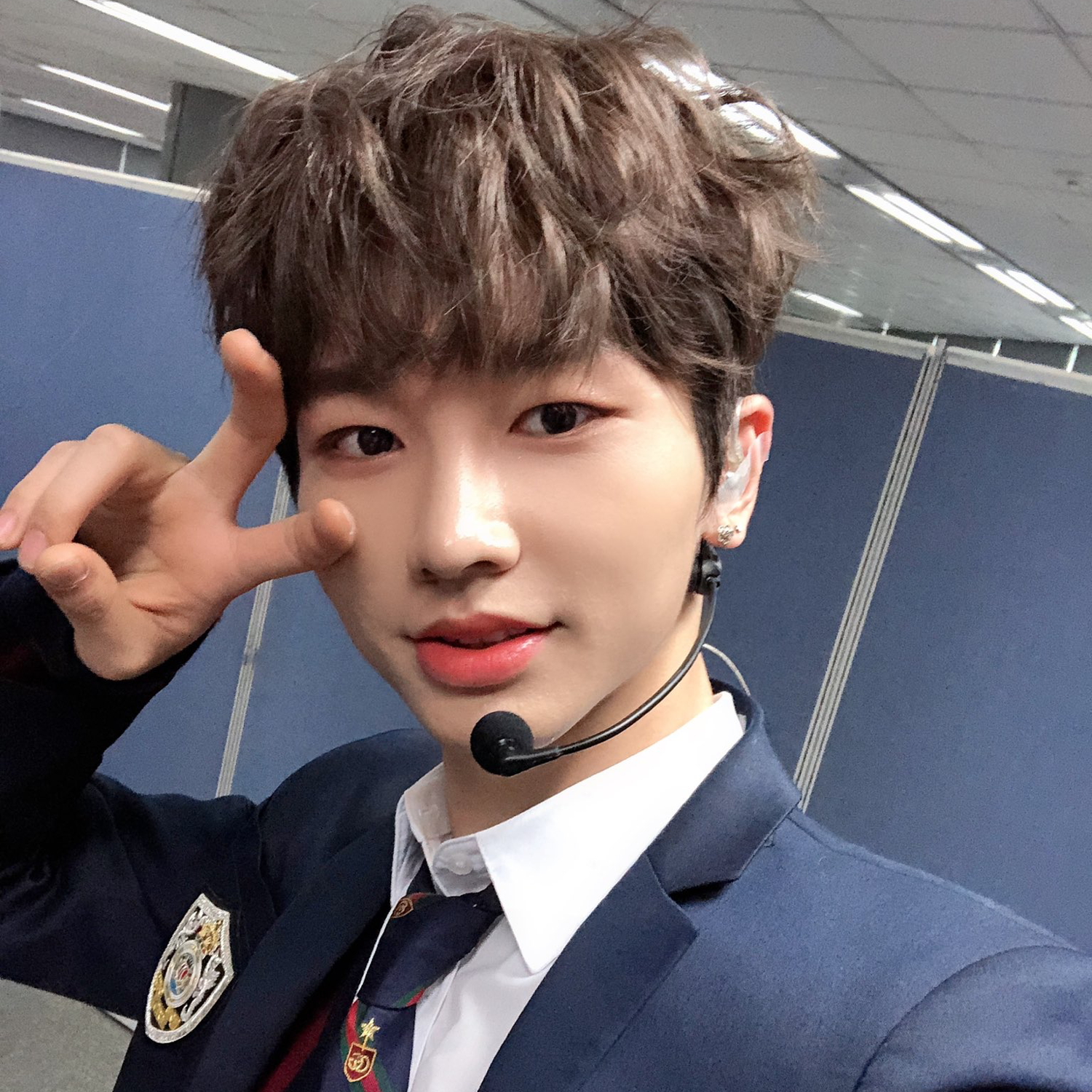 Popular profile image of Jisu selected by votes