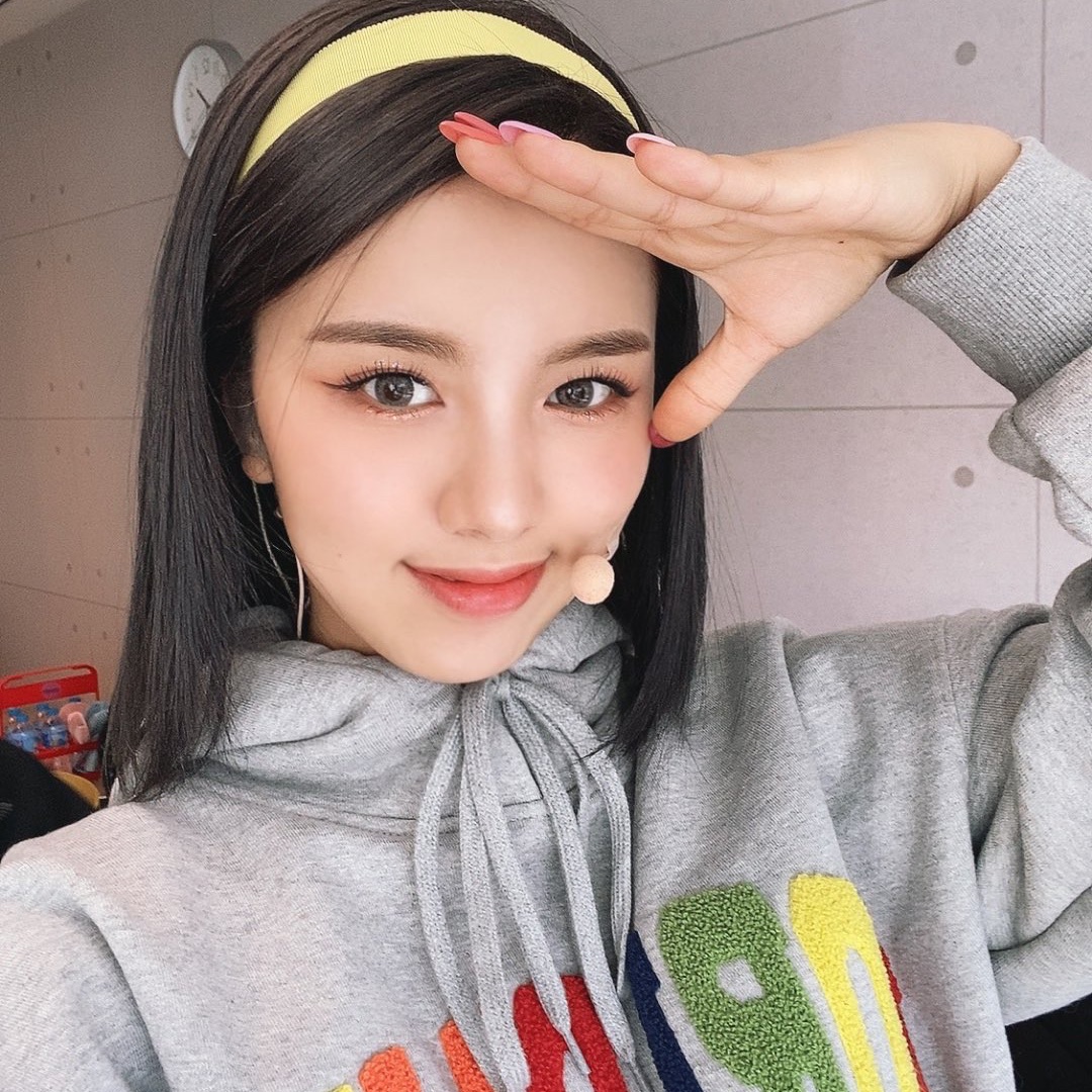 Popular profile picture of LUCY (woo!ah!) loved by fans