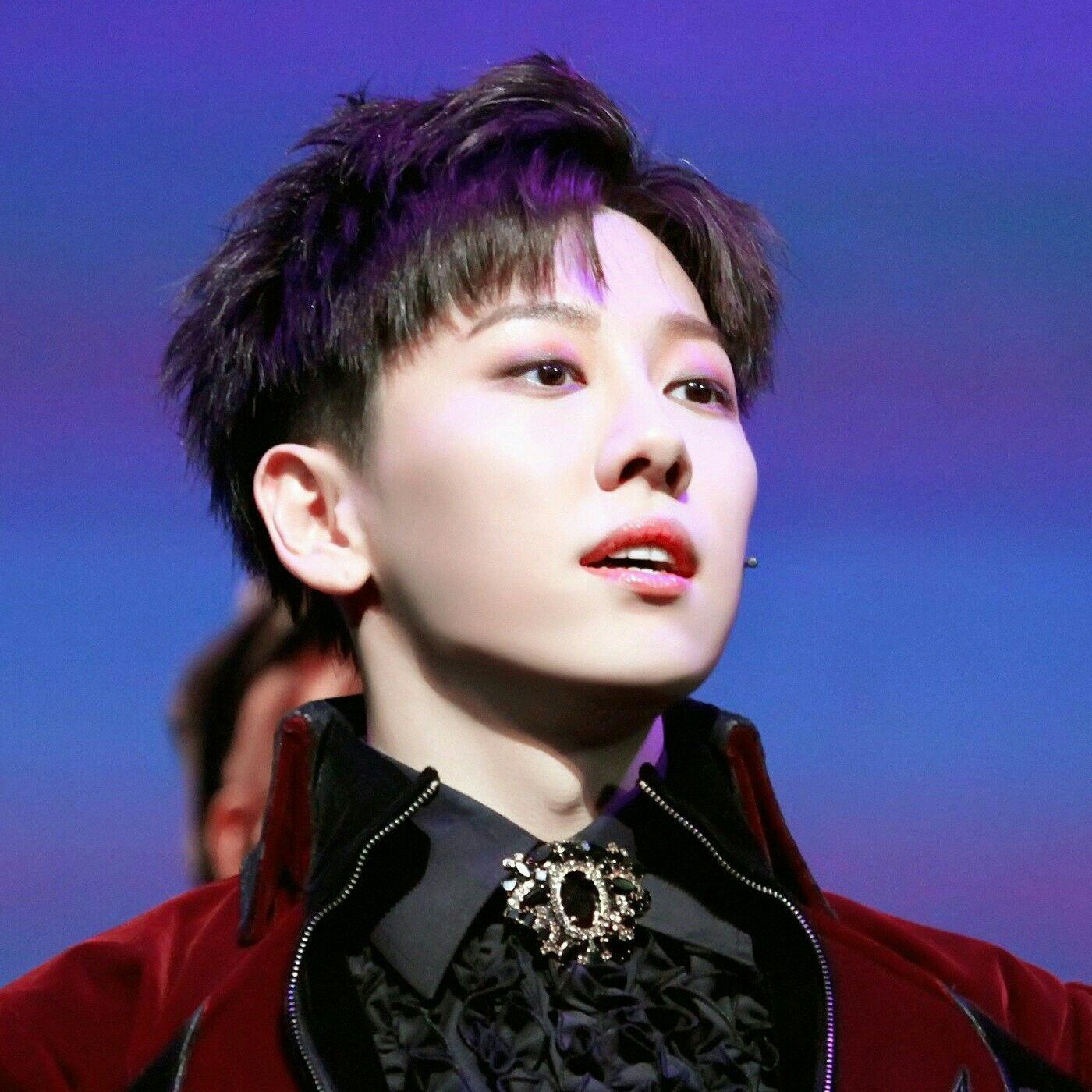 Shining profile picture of HOTSHOT on today's Choeaedol