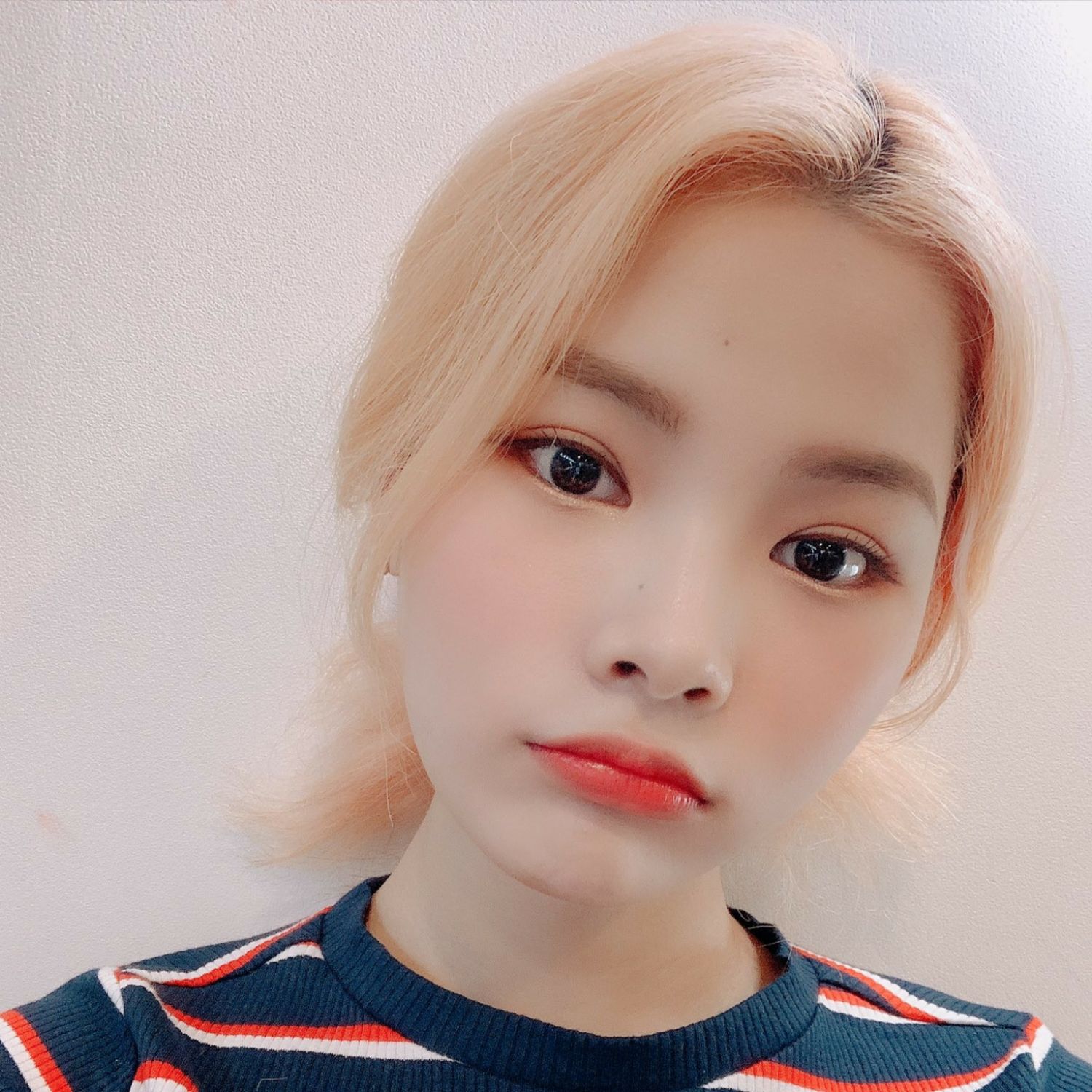 Popular profile picture of Rina loved by fans