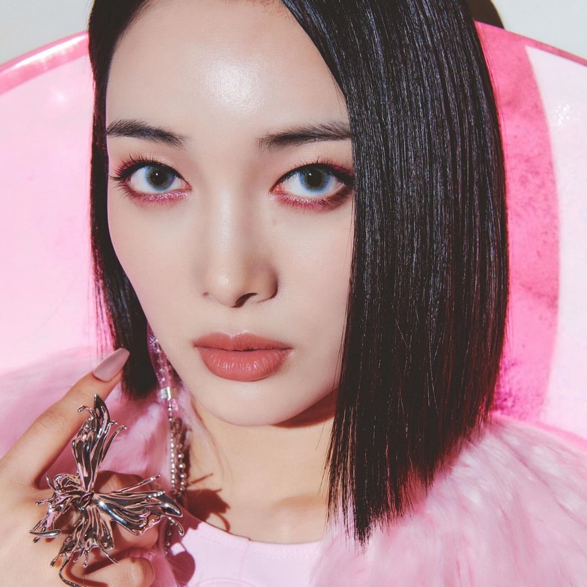 Signature photo of Jurin (XG) capturing their charm