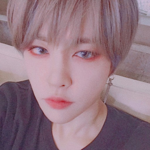 Shining profile picture of Miya (GWSN) on today's Choeaedol
