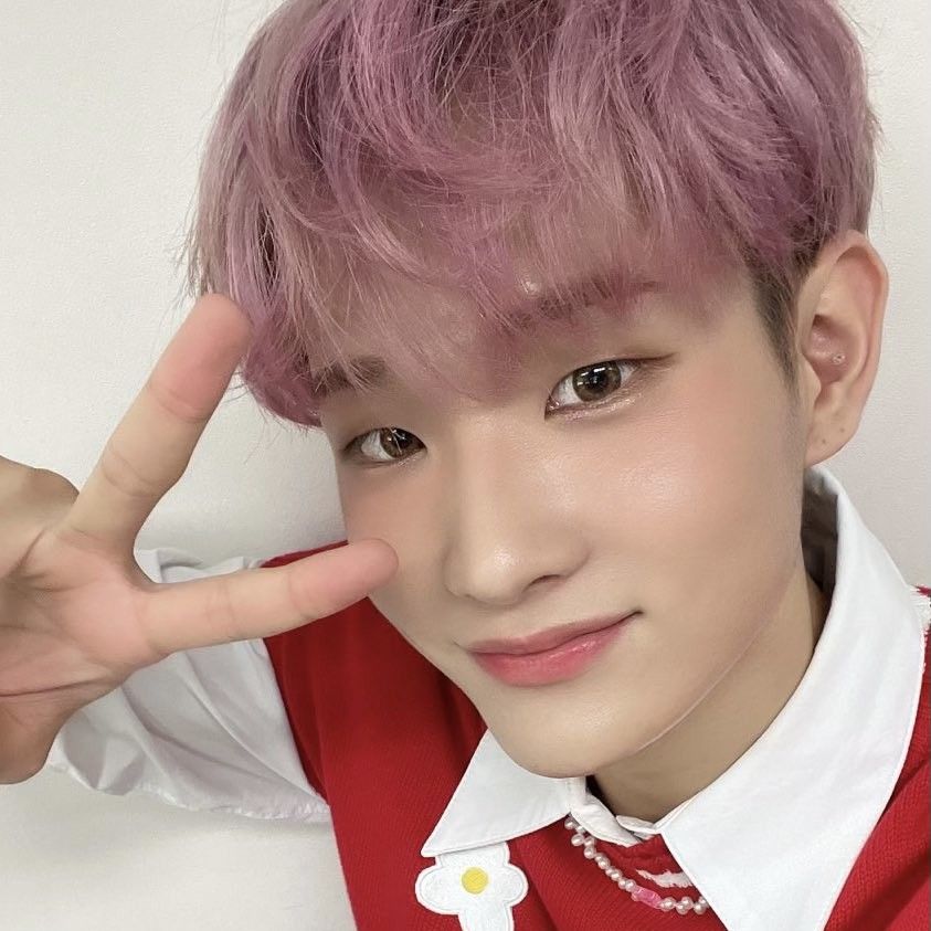 Popular profile picture of Giseok (DKZ) loved by fans