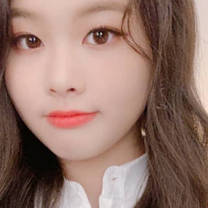Shining profile picture of SWAN (PURPLE K!SS ) on today's Choeaedol