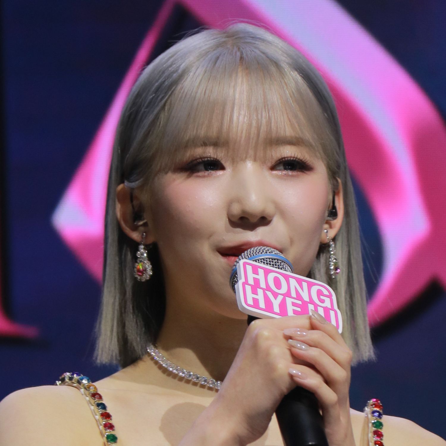 Signature photo of Hong Hyeju (CLASS:y) capturing their charm