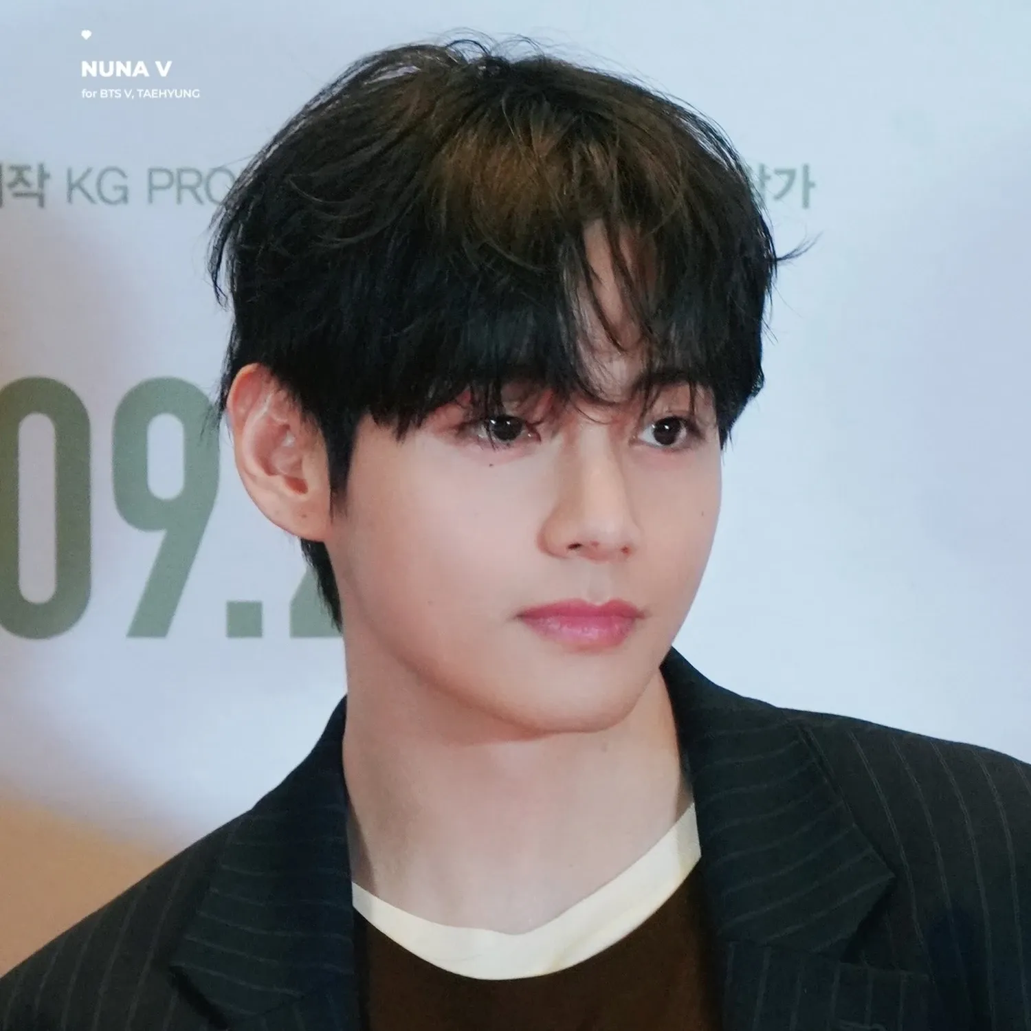 뷔